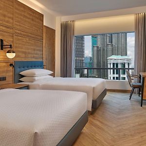 Executive Suite 2 Double City View